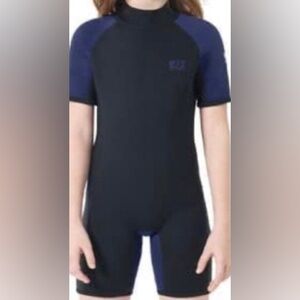 Nwot size 4 kids Dark Lightning 2MM Neoprene Thermal Swimsuit